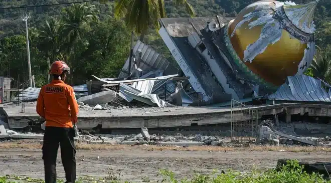 Indonésia tem quase 13 mil ficam desabrigados após terremoto