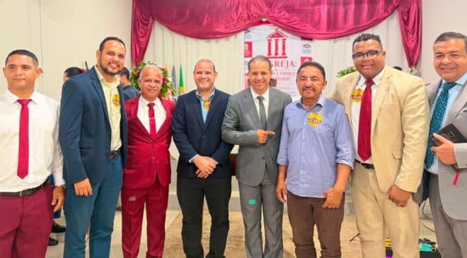 Randerson Leal cumpre agenda em comunidades e instituições religiosas de Salvador