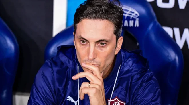 Fluminense demite o técnico Luís Zubeldia