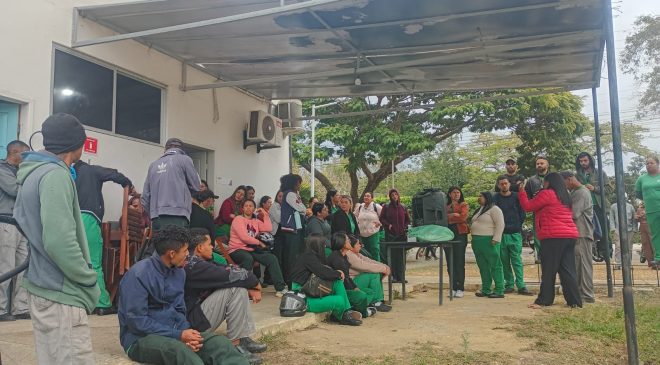 Trabalhadores da Creta na Uesb paralisam atividades em protesto; “Graves irregularidades da empresa”, diz SindilimpBA