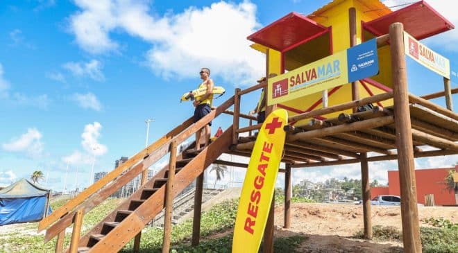 Salvamar intensifica treinamento de agentes durante baixa estação nas praias de Salvador