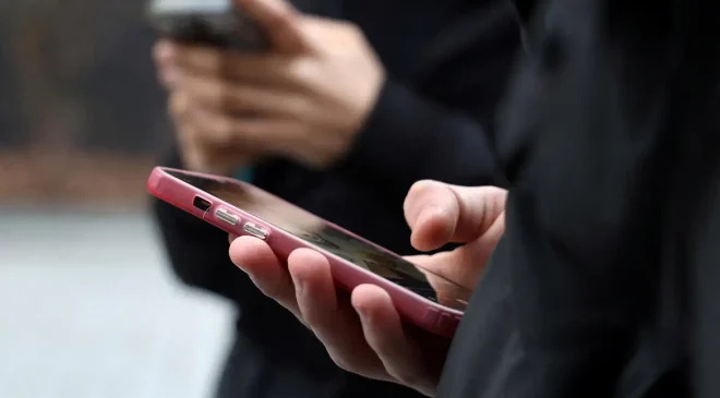 Alerta: apostas em bets avançam entre jovens e ampliam risco de dependência
