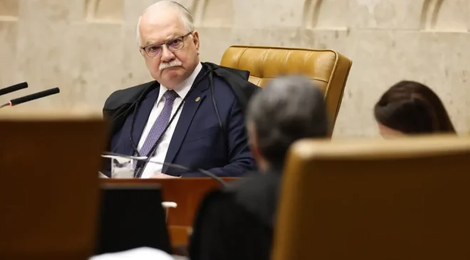 Ex-ministros e sociedade civil divulgam carta em apoio a Fachin