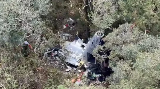 Bombeiros encontram destroços de helicóptero com cantor Rick. Confirmada a morte de todos a bordo