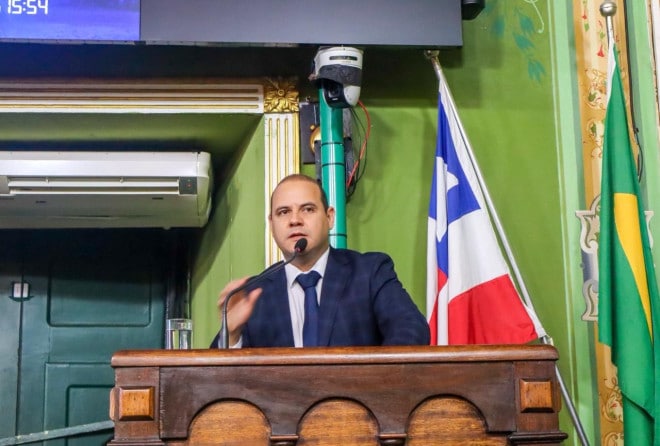 Na Semana do Trânsito, Randerson Leal destaca Faixa Azul e projetos pela segurança viária em Salvador