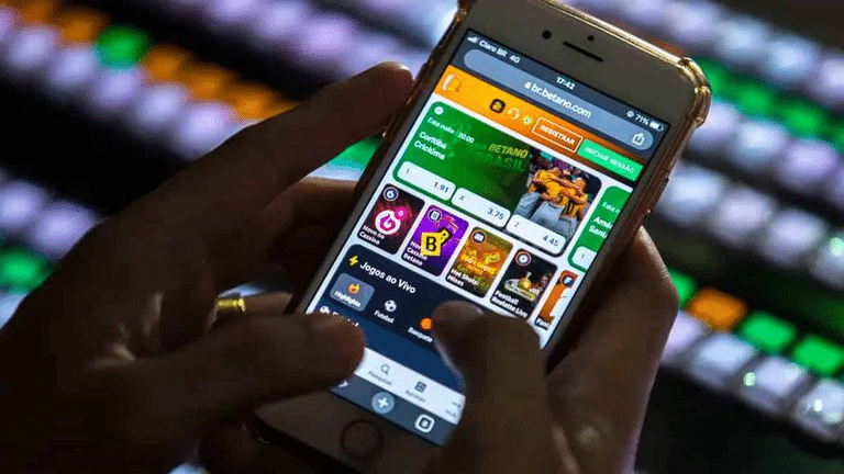 Governo monitora rede de divulgação de bets e derruba 506 sites