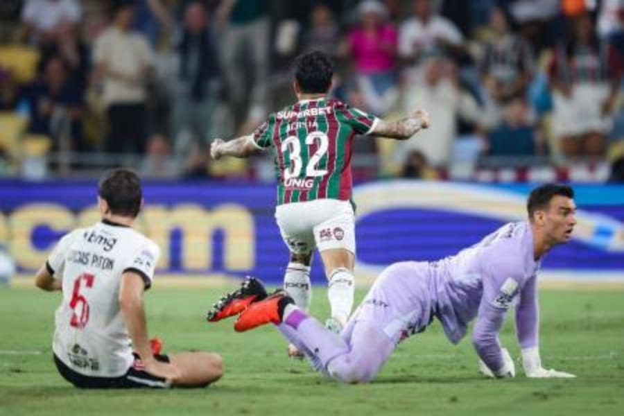 Fluminense vence o Vasco no Maracanã, e deixa rival no Z4