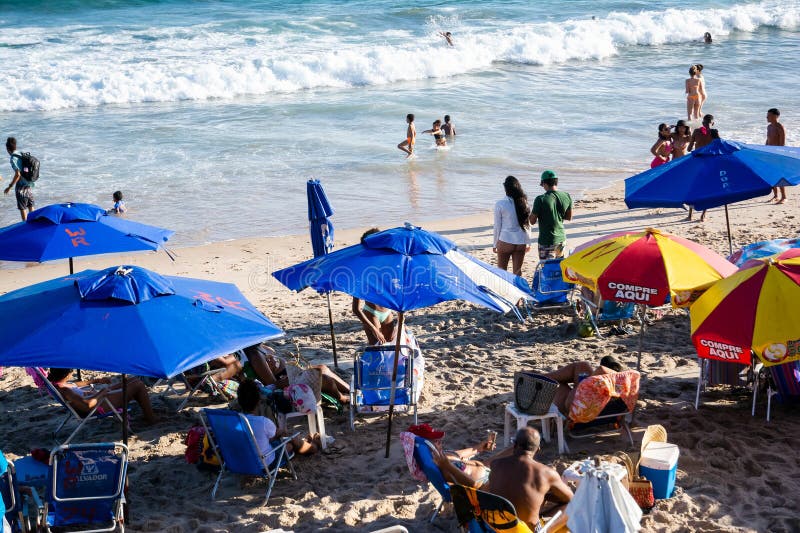Praias são  consideradas impróprias para banho neste final de semana, em Salvador; confira lista