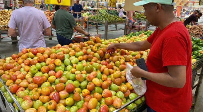 Cesta Básica de Salvador custa R$ 608,50 em setembro e registra alta de 3,64%