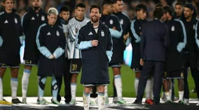 Argentina goleia Burkina Faso no jogo de despedida de Lionel Messi