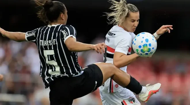 Meninas do São Paulo resistem ao Corinthians e consquistam o Brasileirão feminino pela pela 1ª vez